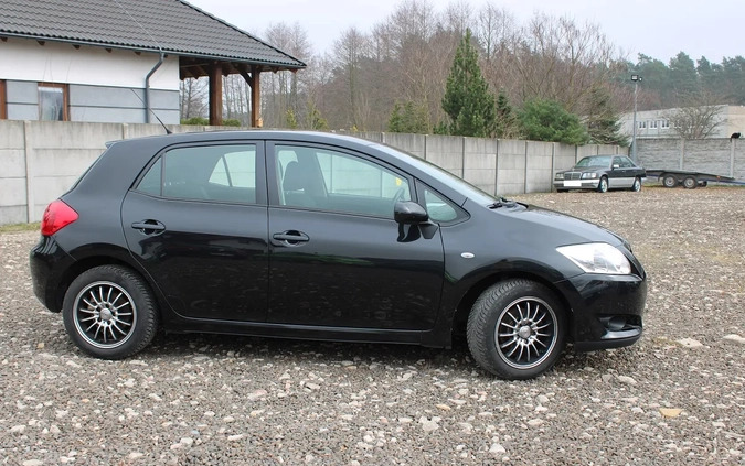 Toyota Auris cena 18900 przebieg: 186000, rok produkcji 2008 z Rypin małe 466